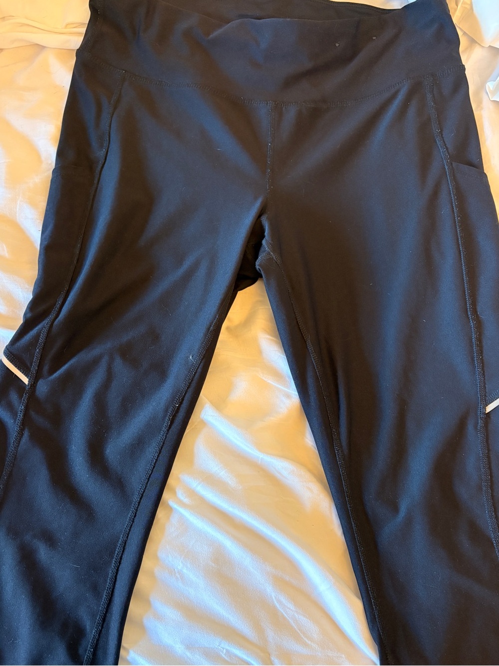 black leggings with stripes